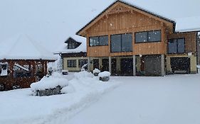 Urlaub am Bauernhof Familie Rößler vlg. Spor